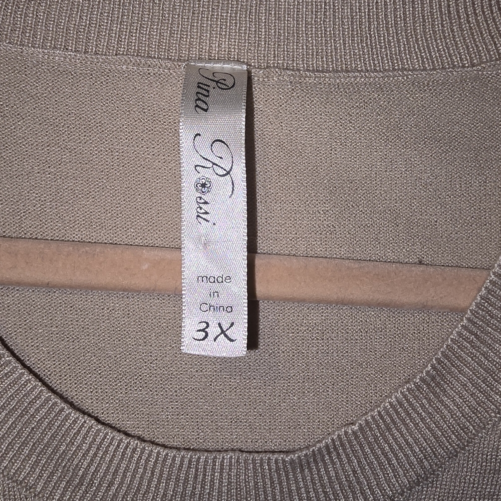 Elegant Beige and Black Tunic Top - Picture 3 of 5
